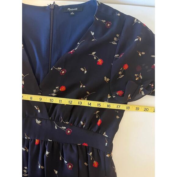 Madewell Tulip-Sleeve Maxi Dress in Sweet Blossoms - Picture 11 of 12